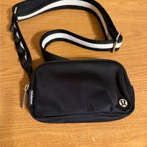 lululemon athletica Black Belt Bag